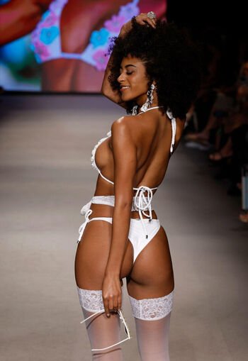 Full leaked Briana smith page private onlyfans photo