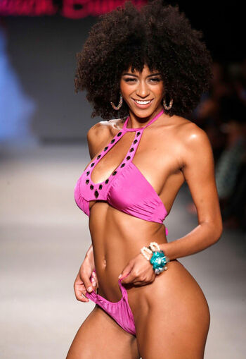 Full leaked Briana smith page private onlyfans photo