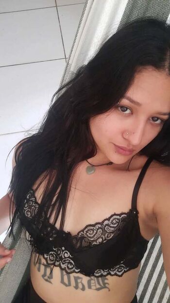 Full leaked Brisaasmr private onlyfans photo