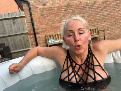 Full leaked British  s porn page private onlyfans photo