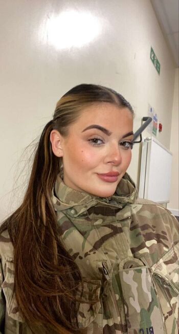 Full leaked British military women private onlyfans photo