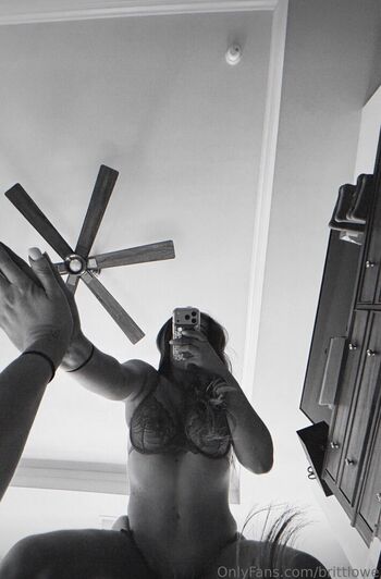 Full leaked Brittlowe page private onlyfans photo