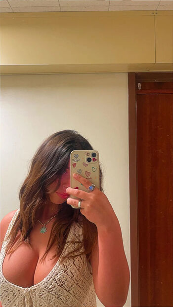 Full leaked Brookeerenae private onlyfans photo