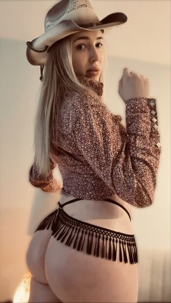 Full leaked Brookexjonesxo private onlyfans photo