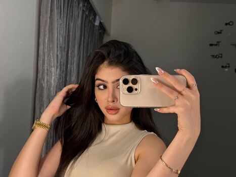 Full leaked Brown baddies private onlyfans photo