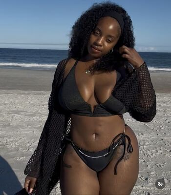 Full leaked Brownbodii page private onlyfans photo