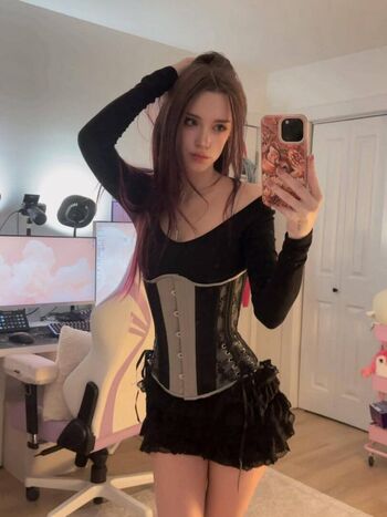 Full leaked Bunnygirlbree  page private onlyfans photo