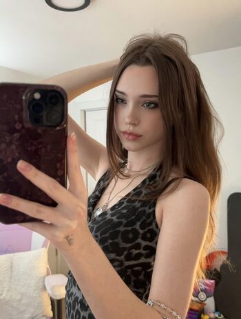 Full leaked Bunnygirlbree private onlyfans photo