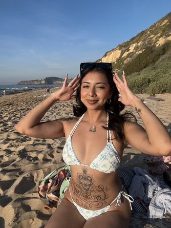 Full leaked Buzzzbombb private onlyfans photo