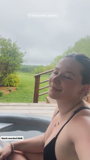 Full leaked Caeli mckay private onlyfans photo