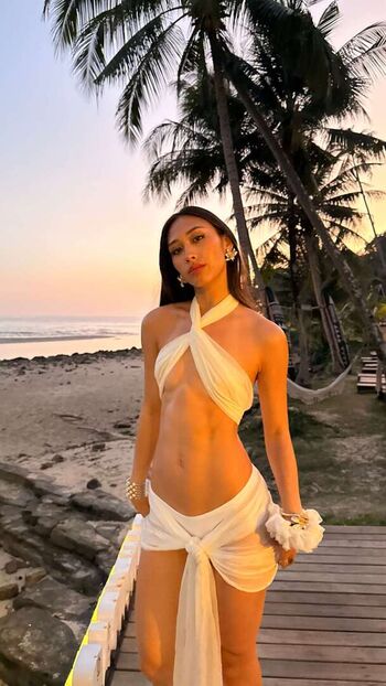 Full leaked Cait knight private onlyfans photo