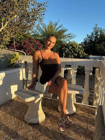 Full leaked Caitlin perriam page private onlyfans photo