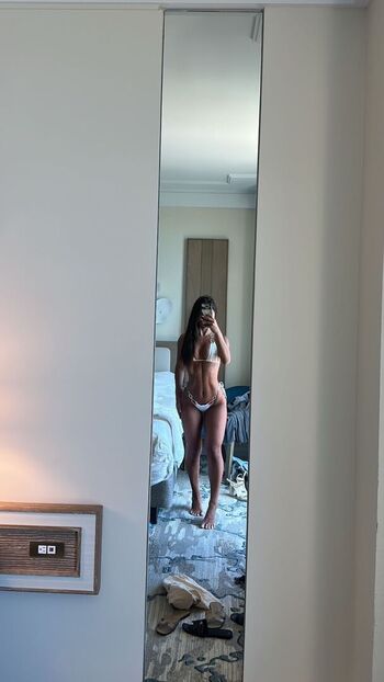 Caitlin strezovski. Caitlinstrez