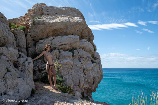 Full leaked Call me elfa page private onlyfans photo