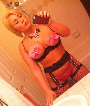 Full leaked Calli glockner private onlyfans photo