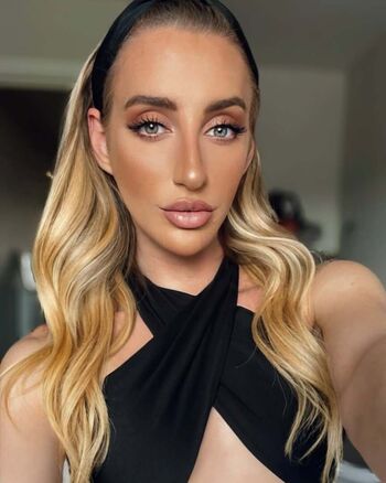 Full leaked Calliekingx private onlyfans photo