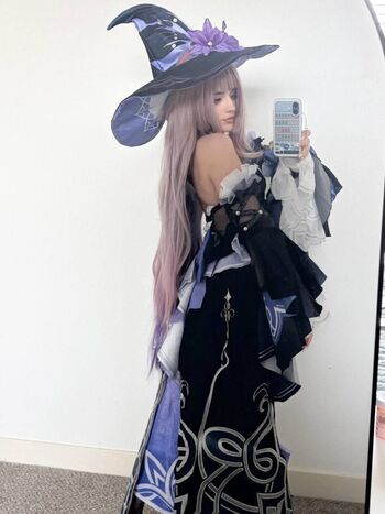 Full leaked Adelinkasmile/ private onlyfans photo