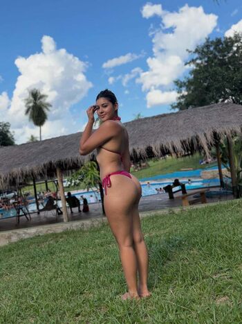 Camila Pesoa Camila_Pesoaok