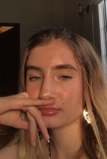 Full leaked Camill leroth private onlyfans photo