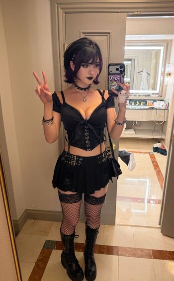 Full leaked Candylion private onlyfans photo