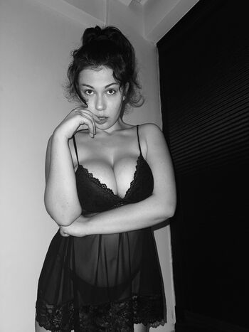 Full leaked Cansu akal private onlyfans photo