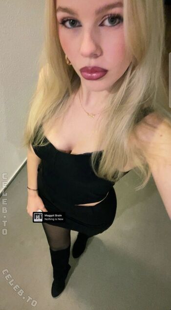 Full leaked Cara lb private onlyfans photo