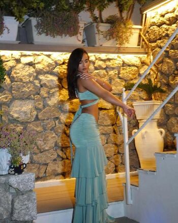 Full leaked Carla alison page private onlyfans photo