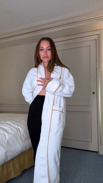 Full leaked Carla diaz page private onlyfans photo