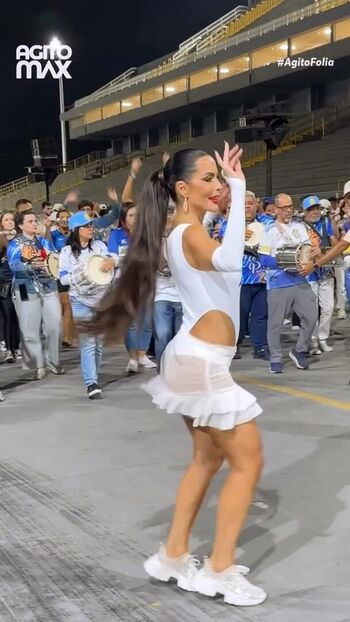 Full leaked Carla prata page private onlyfans photo