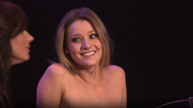 Full leaked Carli banks private onlyfans photo