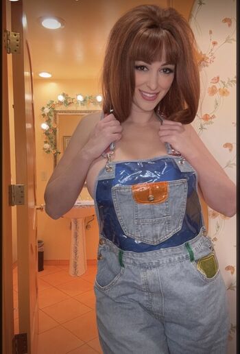 Full leaked Carlotta champagne  page private onlyfans photo