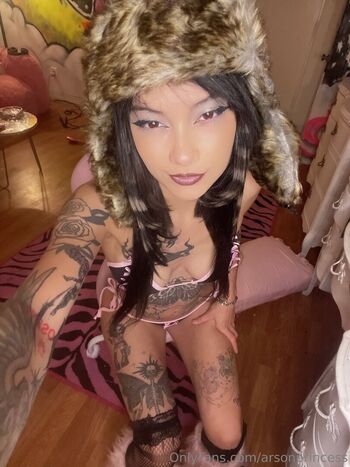 Full leaked Carmenhollow private onlyfans photo