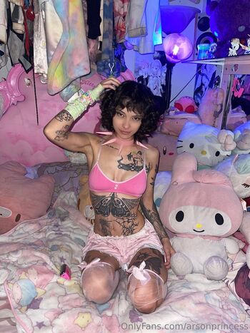 Full leaked Carmenhollow private onlyfans photo