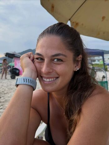 Carolina Meligeni Alves