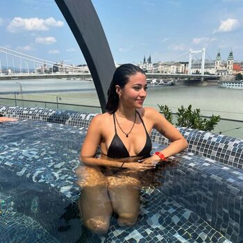 Full leaked Carolina oliveira private onlyfans photo