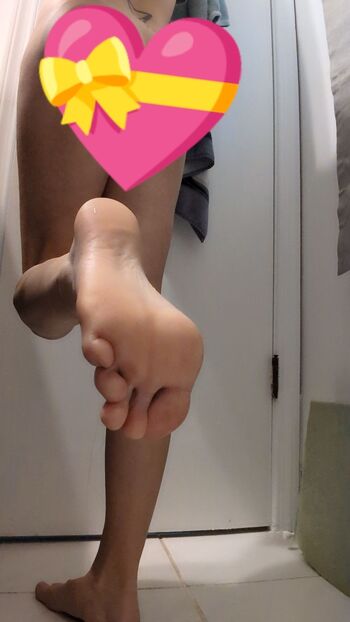 Full leaked Carolinesden private onlyfans photo