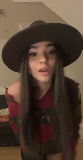 Full leaked Carys dubinski page private onlyfans photo