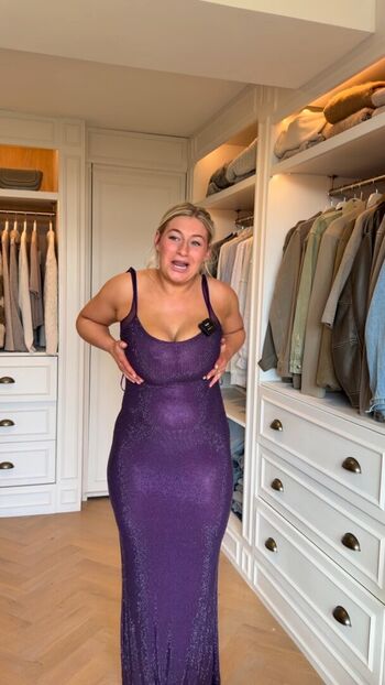 Full leaked Carys whittaker busybeecarys private onlyfans photo