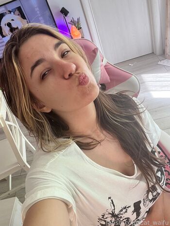 Full leaked Cat waifu private onlyfans photo