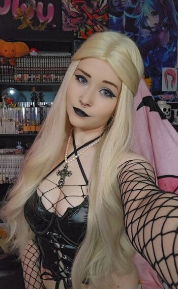 Full leaked Catastrophiclarawr private onlyfans photo