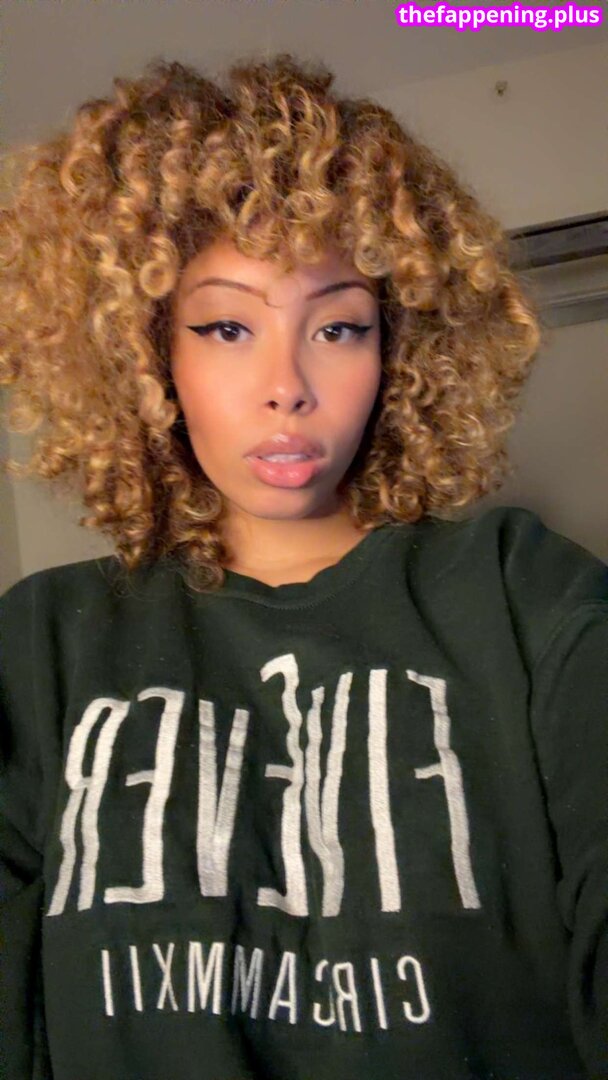 Cc.summerz / https: Nahá OnlyFans fotografie #17