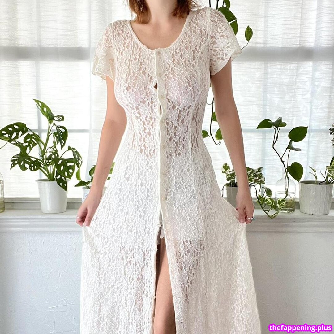 Ccelesterenee / Fairladyvintage Nude OnlyFans Photo #12