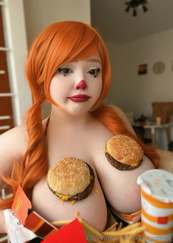 Full leaked Cclowniac ceoofgothicc private onlyfans photo