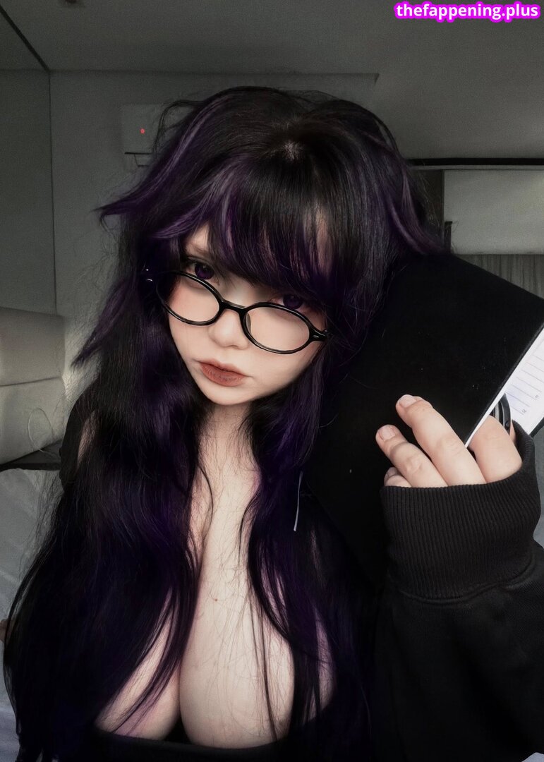 Cclowniac / Ceoofgothicc 누드 OnlyFans 사진 #2