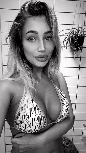 Full leaked Cecilie vork private onlyfans photo