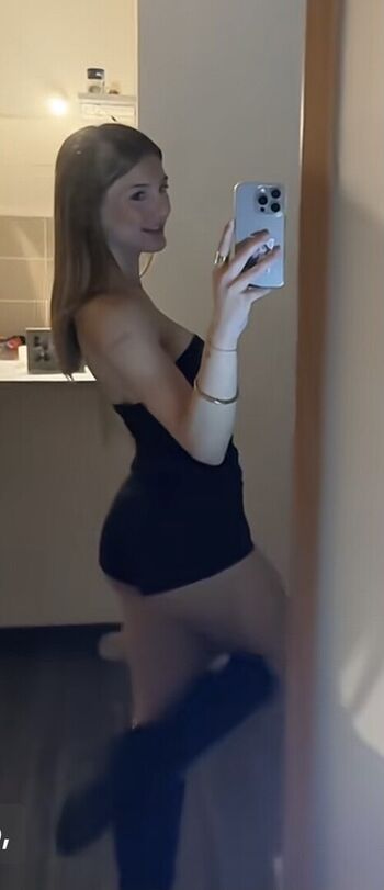 Full leaked Celia heraud page private onlyfans photo