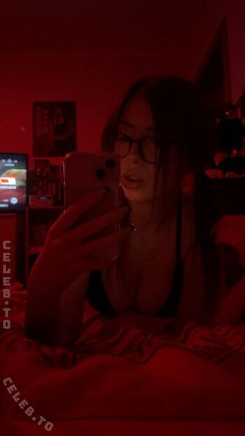 Full leaked Celiiimichelle private onlyfans photo