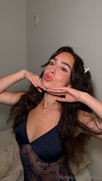 Full leaked Celiiinexo private onlyfans photo
