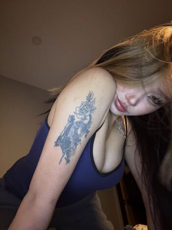 Full leaked Cellow page private onlyfans photo