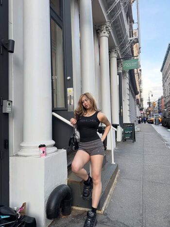 Full leaked Cellow page private onlyfans photo